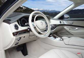 Mercedes S-Klasse mit Darios Fahrhilfen