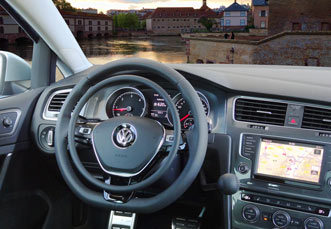 Volkswagen Golf Alltrack mit Darios Gasring von Kempf