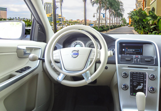 Volvo XC60 mit Fahrhilfen für Fahrer mit Behinderung