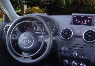 Audi A1 mit Darios Fahrhilfen