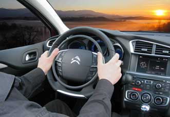 Citroën C4 mit Darios und Handbetriebsbremse als Fahrhilfen von Kempf