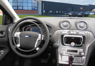 Ford Mondeo mit Darios Fahrhilfen