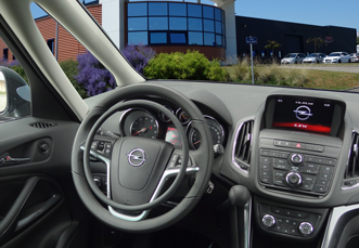 Opel Zafira mit Fahrhilfen Darios und Handbetriebsbremse von Kempf