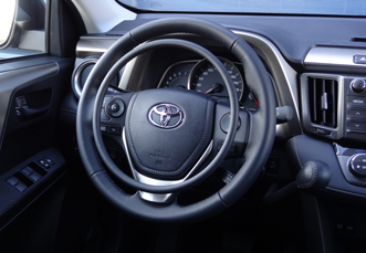 Toyota Rav 4 mit Fahrhilfen Darios und Handbetriebsbremse